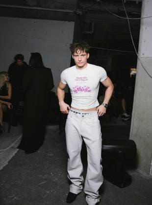 Bach Buquen au Front Row du défilé VETEMENTS Collection Femme Prêt à Porter Printemps Eté 2026 lors de la Fashion Week de Paris PFW , au 22 Avenue des Champs Élysées à Paris, France, le 3 octobre 2025 Sam Delpech Bestimage Front Row VETEMENTS fashion show as part of Spring Summer 2026 Paris Fashion Week on October 03, 2025 in Paris, France Paris France  Copyright: xSamxDelpechx xBestimagexSamxDelpechx xBestimagex