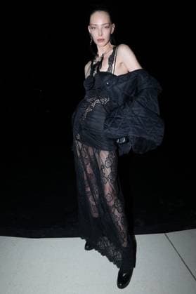 PFW - Vaillant Front Row Tanya Dziahileva attends the attends the Vaillant as part of Paris Fashion Week in Paris, France on September 30, 2025. Photo by Jerome Domine ABACAPRESS.COM  Copyright: xDominexJerome ABACAx