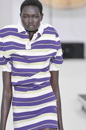 A model walks the runway during the Issey Miyake Ready to Wear Spring Summer 2026 fashion show as part of the Paris Fashion Week on October 3, 2025 in Paris, France Paris France  Copyright: xAgencex xBestimagexAgencex xBestimagex