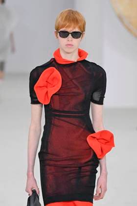 A model walks the runway during the Issey Miyake Ready to Wear Spring Summer 2026 fashion show as part of the Paris Fashion Week on October 3, 2025 in Paris, France Paris France  Copyright: xAgencex xBestimagexAgencex xBestimagex