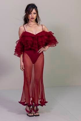 Jenna Ortega at the photocall of the Givenchy Collection Femme Prêt à Porter Printemps Eté 2026 fashion show as part of Paris Fashion Week PFW , at Hôtel National des Invalides, in Paris, France, October 03, 2025 Olivier Borde Bestimage Photocall Givenchy fashion show as part of Spring Summer 2026 Paris Fashion Week on October 03, 2025 in Paris, France Paris France  Copyright: xOLIVIERxBORDEx xBESTIMAGExOLIVIERxBORDEx xBESTIMAGEx