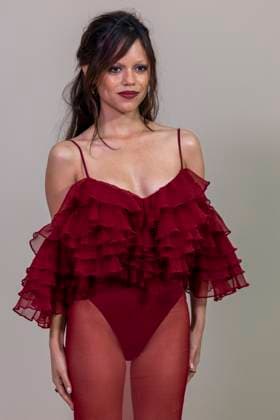 Jenna Ortega at the photocall of the Givenchy Collection Femme Prêt à Porter Printemps Eté 2026 fashion show as part of Paris Fashion Week PFW , at Hôtel National des Invalides, in Paris, France, October 03, 2025 Olivier Borde Bestimage Photocall Givenchy fashion show as part of Spring Summer 2026 Paris Fashion Week on October 03, 2025 in Paris, France Paris France  Copyright: xOLIVIERxBORDEx xBESTIMAGExOLIVIERxBORDEx xBESTIMAGEx