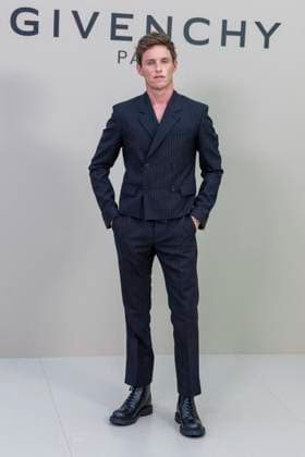 Eddie Redmayne at the photocall of the Givenchy Collection Femme Prêt à Porter Printemps Eté 2026 fashion show as part of Paris Fashion Week PFW , at the Hôtel National des Invalides, in Paris, France, October 03, 2025 Olivier Borde Bestimage Photocall Givenchy fashion show as part of Spring Summer 2026 Paris Fashion Week on October 03, 2025 in Paris, France Paris France  Copyright: xOLIVIERxBORDEx xBESTIMAGExOLIVIERxBORDEx xBESTIMAGEx