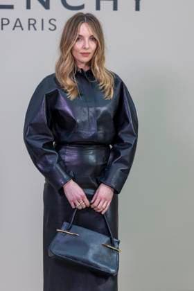 Jodie Comer at the photocall of the Givenchy Collection Femme Prêt à Porter Printemps Eté 2026 fashion show as part of Paris Fashion Week PFW , at Hôtel National des Invalides, in Paris, France, October 03, 2025 Olivier Borde Bestimage Photocall Givenchy fashion show as part of Spring Summer 2026 Paris Fashion Week on October 03, 2025 in Paris, France Paris France  Copyright: xOLIVIERxBORDEx xBESTIMAGExOLIVIERxBORDEx xBESTIMAGEx