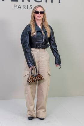 Emma Brooks at the photocall of the Givenchy Collection Femme Prêt à Porter Printemps Eté 2026 fashion show as part of Paris Fashion Week PFW , at the Hôtel National des Invalides, in Paris, France, October 03, 2025 Olivier Borde Bestimage Photocall Givenchy fashion show as part of Spring Summer 2026 Paris Fashion Week on October 03, 2025 in Paris, France Paris France  Copyright: xOLIVIERxBORDEx xBESTIMAGExOLIVIERxBORDEx xBESTIMAGEx