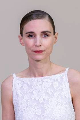 Rooney Mara at the photocall of the Givenchy Collection Femme Prêt à Porter Printemps Eté 2026 fashion show as part of Paris Fashion Week PFW , at Hôtel National des Invalides, in Paris, France, October 03, 2025 Olivier Borde Bestimage Photocall Givenchy fashion show as part of Spring Summer 2026 Paris Fashion Week on October 03, 2025 in Paris, France Paris France  Copyright: xOLIVIERxBORDEx xBESTIMAGExOLIVIERxBORDEx xBESTIMAGEx