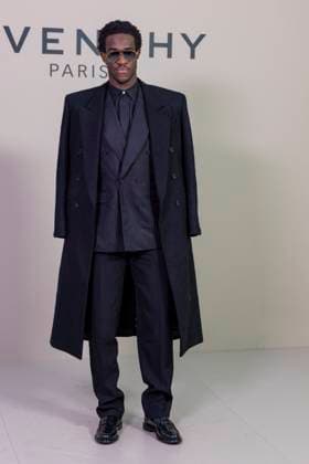 Wisdom Kaye au photocall du défilé Givenchy Collection Femme Prêt à Porter Printemps Eté 2026 lors de la Fashion Week de Paris PFW , à lHôtel National des Invalides, à Paris, France, le 3 octobre 2025 Olivier Borde Bestimage Photocall Givenchy fashion show as part of Spring Summer 2026 Paris Fashion Week on October 03, 2025 in Paris, France Paris France  Copyright: xOLIVIERxBORDEx xBESTIMAGExOLIVIERxBORDEx xBESTIMAGEx
