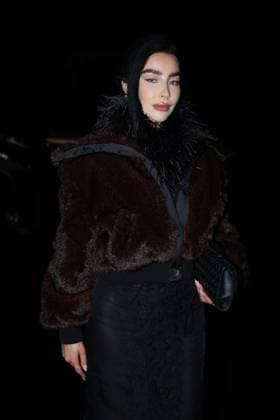 PFW - Vaillant Front Row Izi Angus attends the attends the Vaillant as part of Paris Fashion Week in Paris, France on September 30, 2025. Photo by Jerome Domine ABACAPRESS.COM  Copyright: xDominexJerome ABACAx