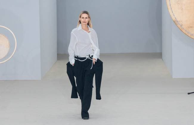 PARIS FASHION WEEK WOMENSWEAR SPRINT SUMMER 26 ISSEY MIYAKE sylvie lefort photography MAXPPP 03 10 2025 @sylvie Lefort Photography MAXPPP 3 10 25 Models present creations from the SPRINT SUMMER 2025 2026 Womenswear collection by ISSEY MIYAKE during the Paris Fashion Week, in Paris, France 3rd October 2025 The presentation of the Womens collections from september 29th to october 7th 25  Copyright: xMAXPPPxsylviexlefortxphotographyx LFR202510030137 LFR202510030137