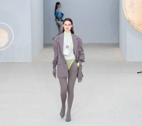 PARIS FASHION WEEK WOMENSWEAR SPRINT SUMMER 26 ISSEY MIYAKE sylvie lefort photography MAXPPP 03 10 2025 @sylvie Lefort Photography MAXPPP 3 10 25 Models present creations from the SPRINT SUMMER 2025 2026 Womenswear collection by ISSEY MIYAKE during the Paris Fashion Week, in Paris, France 3rd October 2025 The presentation of the Womens collections from september 29th to october 7th 25  Copyright: xMAXPPPxsylviexlefortxphotographyx LFR202510030154 LFR202510030154