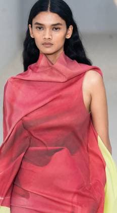 PARIS FASHION WEEK WOMENSWEAR SPRINT SUMMER 26 ISSEY MIYAKE sylvie lefort photography MAXPPP 03 10 2025 @sylvie Lefort Photography MAXPPP 3 10 25 Models present creations from the SPRINT SUMMER 2025 2026 Womenswear collection by ISSEY MIYAKE during the Paris Fashion Week, in Paris, France 3rd October 2025 The presentation of the Womens collections from september 29th to october 7th 25  Copyright: xMAXPPPxsylviexlefortxphotographyx LFR202510030172 LFR202510030172