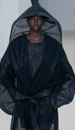 PARIS FASHION WEEK WOMENSWEAR SPRINT SUMMER 26 ISSEY MIYAKE sylvie lefort photography MAXPPP 03 10 2025 @sylvie Lefort Photography MAXPPP 3 10 25 Models present creations from the SPRINT SUMMER 2025 2026 Womenswear collection by ISSEY MIYAKE during the Paris Fashion Week, in Paris, France 3rd October 2025 The presentation of the Womens collections from september 29th to october 7th 25  Copyright: xMAXPPPxsylviexlefortxphotographyx LFR202510030185 LFR202510030185