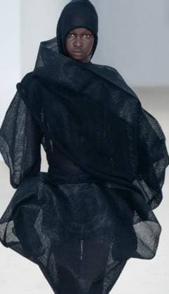 PARIS FASHION WEEK WOMENSWEAR SPRINT SUMMER 26 ISSEY MIYAKE sylvie lefort photography MAXPPP 03 10 2025 @sylvie Lefort Photography MAXPPP 3 10 25 Models present creations from the SPRINT SUMMER 2025 2026 Womenswear collection by ISSEY MIYAKE during the Paris Fashion Week, in Paris, France 3rd October 2025 The presentation of the Womens collections from september 29th to october 7th 25  Copyright: xMAXPPPxsylviexlefortxphotographyx LFR202510030188 LFR202510030188