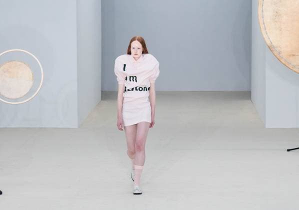 PARIS FASHION WEEK WOMENSWEAR SPRINT SUMMER 26 ISSEY MIYAKE sylvie lefort photography MAXPPP 03 10 2025 @sylvie Lefort Photography MAXPPP 3 10 25 Models present creations from the SPRINT SUMMER 2025 2026 Womenswear collection by ISSEY MIYAKE during the Paris Fashion Week, in Paris, France 3rd October 2025 The presentation of the Womens collections from september 29th to october 7th 25  Copyright: xMAXPPPxsylviexlefortxphotographyx LFR202510030213 LFR202510030213