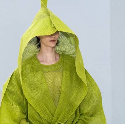 PARIS FASHION WEEK WOMENSWEAR SPRINT SUMMER 26 ISSEY MIYAKE sylvie lefort photography MAXPPP 03 10 2025 @sylvie Lefort Photography MAXPPP 3 10 25 Models present creations from the SPRINT SUMMER 2025 2026 Womenswear collection by ISSEY MIYAKE during the Paris Fashion Week, in Paris, France 3rd October 2025 The presentation of the Womens collections from september 29th to october 7th 25  Copyright: xMAXPPPxsylviexlefortxphotographyx LFR202510030214 LFR202510030214