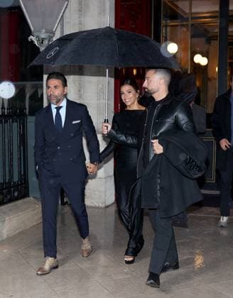 Eva Longoria and her husband Jose Baston in Paris Eva Longoria and her husband JosÃ Baston in Paris during the Fashion week . France , Paris on october 3 , 2025  Copyright: xDFYx