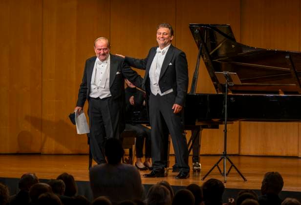 30 09 2025, International Classical Music Festival Festival of Nations 2025, at the Kurhaus Bad Wörishofen Unterallgäu , special concert with star tenor Jonas Kaufmann re recital with his piano partner Helmut Deutsch 30 09 2025, Classical Music Festival Bad Wörishofen 30 09 2025, Classical Music Festival Bad Wörishofen