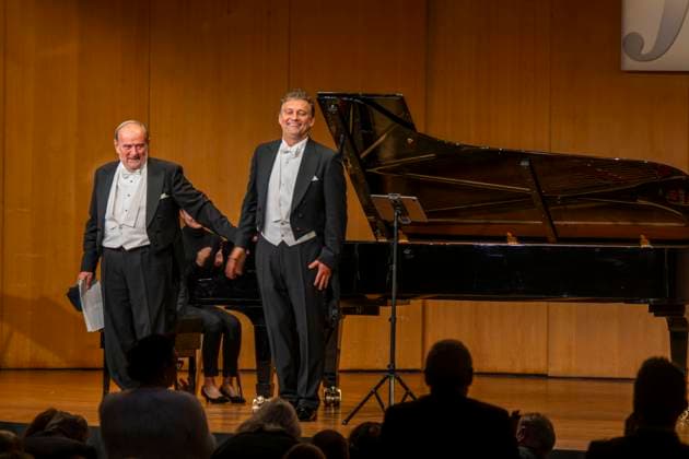 30 09 2025, International Classical Music Festival Festival of Nations 2025, at the Kurhaus Bad Wörishofen Unterallgäu , special concert with star tenor Jonas Kaufmann re recital with his piano partner Helmut Deutsch 30 09 2025, Classical Music Festival Bad Wörishofen 30 09 2025, Classical Music Festival Bad Wörishofen