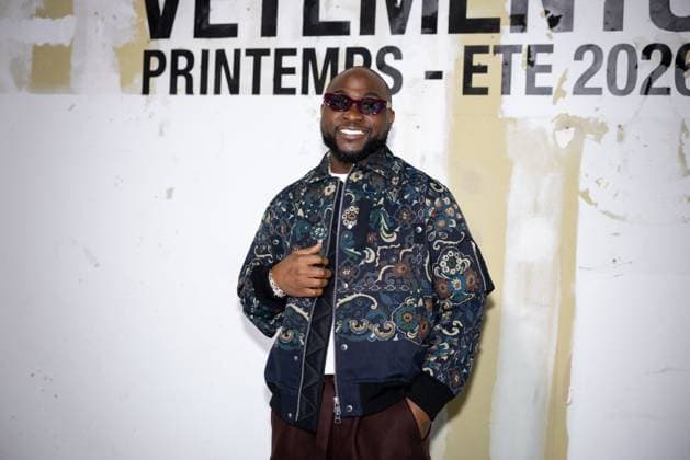 Photocall Vetements Womenswear - PFW Davido attends the Vetements Womenswear Spring Summer 2026 show as part of Paris Fashion Week (PFW) on October 3, 2025 in Paris, France. Photo by Alexis Jumeau ABACAPRESS.COM Paris France  Copyright: xJumeauxAlexis ABACAx