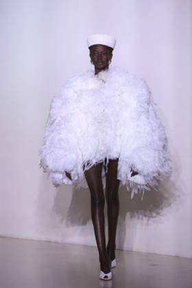 PFW - Vaillant Runway A model walks during the Vaillant show as part of Paris Fashion Week in Paris, France on October 03, 2025. Photo by Jerome Domine ABACAPRESS.COM  Copyright: xDominexJerome ABACAx