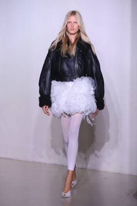 PFW - Vaillant Runway A model walks during the Vaillant show as part of Paris Fashion Week in Paris, France on October 03, 2025. Photo by Jerome Domine ABACAPRESS.COM  Copyright: xDominexJerome ABACAx