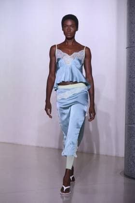 PFW - Vaillant Runway A model walks during the Vaillant show as part of Paris Fashion Week in Paris, France on October 03, 2025. Photo by Jerome Domine ABACAPRESS.COM  Copyright: xDominexJerome ABACAx