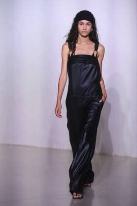 PFW - Vaillant Runway A model walks during the Vaillant show as part of Paris Fashion Week in Paris, France on October 03, 2025. Photo by Jerome Domine ABACAPRESS.COM  Copyright: xDominexJerome ABACAx