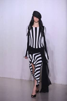 PFW - Vaillant Runway A model walks during the Vaillant show as part of Paris Fashion Week in Paris, France on October 03, 2025. Photo by Jerome Domine ABACAPRESS.COM  Copyright: xDominexJerome ABACAx