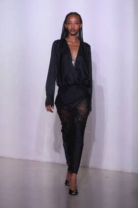 PFW - Vaillant Runway A model walks during the Vaillant show as part of Paris Fashion Week in Paris, France on October 03, 2025. Photo by Jerome Domine ABACAPRESS.COM  Copyright: xDominexJerome ABACAx