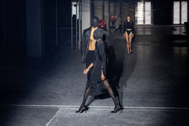 Vetements Womenswear Runway - PFW A mannequin model walks during the Vetements Womenswear Spring Summer 2026 show as part of Paris Fashion Week (PFW) on October 3, 2025 in Paris, France. Photo by Alexis Jumeau ABACAPRESS.COM Paris France  Copyright: xJumeauxAlexis ABACAx