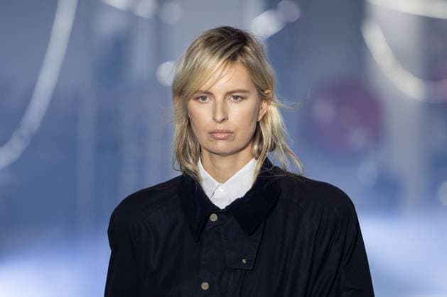 Vetements Womenswear Runway - PFW A mannequin model walks during the Vetements Womenswear Spring Summer 2026 show as part of Paris Fashion Week (PFW) on October 3, 2025 in Paris, France. Photo by Alexis Jumeau ABACAPRESS.COM Paris France  Copyright: xJumeauxAlexis ABACAx