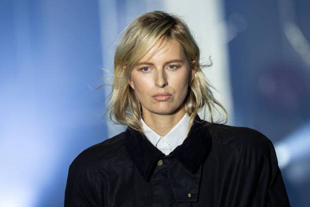 Vetements Womenswear Runway - PFW A mannequin model walks during the Vetements Womenswear Spring Summer 2026 show as part of Paris Fashion Week (PFW) on October 3, 2025 in Paris, France. Photo by Alexis Jumeau ABACAPRESS.COM Paris France  Copyright: xJumeauxAlexis ABACAx