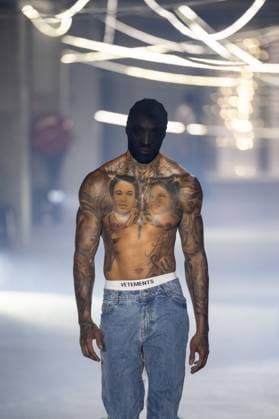 Vetements Womenswear Runway - PFW A mannequin model walks during the Vetements Womenswear Spring Summer 2026 show as part of Paris Fashion Week (PFW) on October 3, 2025 in Paris, France. Photo by Alexis Jumeau ABACAPRESS.COM Paris France  Copyright: xJumeauxAlexis ABACAx