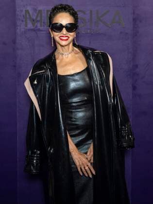 Farida Khelfa - Photo Call of Messika Fashion Show, Spring Summer 2026 Collection as part of Paris Fashion Week, France, October 13th 2025 Olivier Borde Bestimage Photo Call of Messika Fashion Show, Spring Summer 2026 Collection as part of Paris Fashion Week, France, October 3rd 2025 Paris France  Copyright: xOLIVIERxBORDEx xBESTIMAGExOLIVIERxBORDEx xBESTIMAGEx