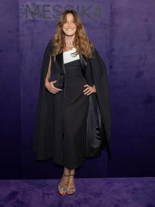 Carla Bruni - Photo Call of Messika Fashion Show, Spring Summer 2026 Collection as part of Paris Fashion Week, France, October 13th 2025 Olivier Borde Bestimage Photo Call of Messika Fashion Show, Spring Summer 2026 Collection as part of Paris Fashion Week, France, October 3rd 2025 Paris France  Copyright: xOLIVIERxBORDEx xBESTIMAGExOLIVIERxBORDEx xBESTIMAGEx