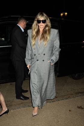 Heidi Klum outside the EE72 magazine party at Le Grand Café during Paris Fashion Week PFW Ready to Wear Collection Spring Summer 2026 on October 3rd, 2025 Jeremy MELLOUL Bestimage Celebrities at EE72 party during Paris Fashion Week Ready to Wear Collection Spring Summer 2026 on 3rd, October, 2025  Copyright: xJeremyxMelloulx xBestimagexJeremyxMelloulx xBestimagex