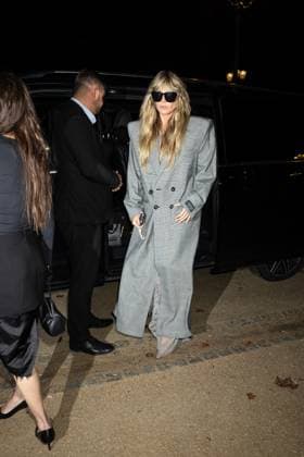Heidi Klum outside the EE72 magazine party at Le Grand Café during Paris Fashion Week PFW Ready to Wear Collection Spring Summer 2026 on October 3rd, 2025 Jeremy MELLOUL Bestimage Celebrities at EE72 party during Paris Fashion Week Ready to Wear Collection Spring Summer 2026 on 3rd, October, 2025  Copyright: xJeremyxMelloulx xBestimagexJeremyxMelloulx xBestimagex