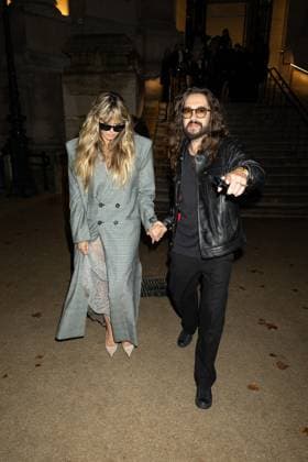 Heidi Klum, Tom Kaulitz outside EE72 magazine party at Le Grand Café during Paris Fashion Week PFW Ready to Wear Spring Summer 2026 on October 3rd, 2025 Jeremy MELLOUL Bestimage Celebrities at EE72 party during Paris Fashion Week Ready to Wear Collection Spring Summer 2026 on 3rd, October, 2025  Copyright: xJeremyxMelloulx xBestimagexJeremyxMelloulx xBestimagex