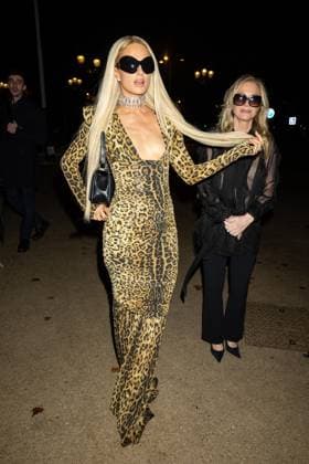 Paris Hilton outside the EE72 magazine party at Le Grand Café during Paris Fashion Week PFW Ready to Wear Spring Summer 2026 on October 3rd, 2025 Jeremy MELLOUL Bestimage Celebrities at EE72 party during Paris Fashion Week Ready to Wear Collection Spring Summer 2026 on 3rd, October, 2025  Copyright: xJeremyxMelloulx xBestimagexJeremyxMelloulx xBestimagex