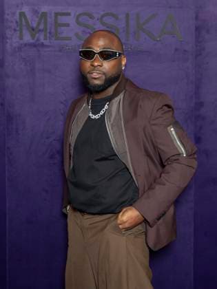 Davido - Photo Call of Messika Fashion Show, Spring Summer 2026 Collection as part of Paris Fashion Week, France, October 13th 2025 Olivier Borde Bestimage Photo Call of Messika Fashion Show, Spring Summer 2026 Collection as part of Paris Fashion Week, France, October 3rd 2025 Paris France  Copyright: xOLIVIERxBORDEx xBESTIMAGExOLIVIERxBORDEx xBESTIMAGEx