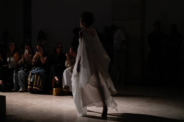 October 3, 2025, Lisbon, Portugal: A model walks the runway during Alves Goncalves fashion show at ModaLisboa Base, Lisbon Fashion Week in Lisboa. Lisbon Portugal - ZUMAs197 20251003_aaa_s197_351 Copyright: xBrunoxdexCarvalhox