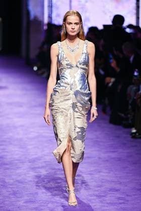 PFW Messika Runway A model walks the runway during the Messika Womenswear Spring Summer 2026 show as part of Paris Fashion Week in Paris, France on October 03, 2025. Photo by Aurore Marechal ABACAPRESS.COM Paris France  Copyright: xMarechalxAurore ABACAx
