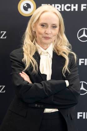 Mona Fastvold at the premiere of the feature film The Testament of Ann Lee at the 21 Zurich Film Festival 2025 in the Kongresssaal Zurich, 03 10 2025 Foto:xA.xRaemyx xFuturexImagex testament_5007