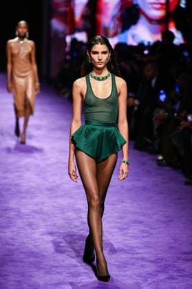 PFW Messika Runway A model walks the runway during the Messika Womenswear Spring Summer 2026 show as part of Paris Fashion Week in Paris, France on October 03, 2025. Photo by Aurore Marechal ABACAPRESS.COM Paris France  Copyright: xMarechalxAurore ABACAx