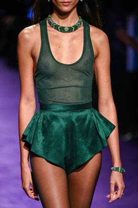 PFW Messika Runway A model walks the runway during the Messika Womenswear Spring Summer 2026 show as part of Paris Fashion Week in Paris, France on October 03, 2025. Photo by Aurore Marechal ABACAPRESS.COM Paris France  Copyright: xMarechalxAurore ABACAx