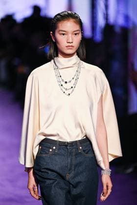 PFW Messika Runway A model walks the runway during the Messika Womenswear Spring Summer 2026 show as part of Paris Fashion Week in Paris, France on October 03, 2025. Photo by Aurore Marechal ABACAPRESS.COM Paris France  Copyright: xMarechalxAurore ABACAx