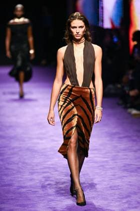 PFW Messika Runway A model walks the runway during the Messika Womenswear Spring Summer 2026 show as part of Paris Fashion Week in Paris, France on October 03, 2025. Photo by Aurore Marechal ABACAPRESS.COM Paris France  Copyright: xMarechalxAurore ABACAx