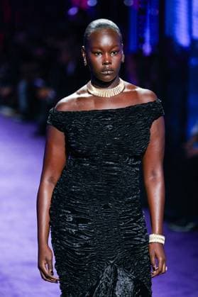 PFW Messika Runway A model walks the runway during the Messika Womenswear Spring Summer 2026 show as part of Paris Fashion Week in Paris, France on October 03, 2025. Photo by Aurore Marechal ABACAPRESS.COM Paris France  Copyright: xMarechalxAurore ABACAx