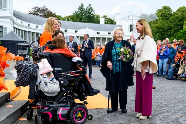 04-10-2025 Baarn Princess Beatrix attend the 6th edition of the Princess Beatrix Muscle Funds Orange Trail on the grounds of palace Soestdijk. Â  Copyright: xPPEx