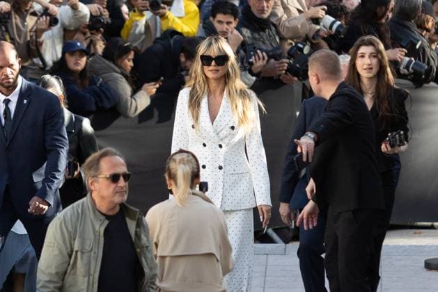 PFW - Elie Saab Womenswear Spring-Summer - Arrivals NB Heidi Klum arriving at the Elie Saab Womenswear Spring-Summer 2026 show as part of Paris Fashion Week on October 04, 2025 in Paris, France. Photo by Nasser Berzane ABACAPRESS.COM Paris France  Copyright: xBerzanexNasser ABACAx